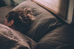 How to Sleep Well With Pain